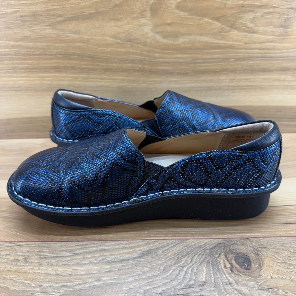 Alegria Debra Blue Python Print Clogs Womens 8 Eu… - image 6